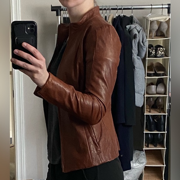 Danier brown leather jacket - Picture 7 of 8